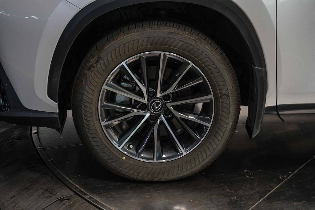 Thumbnail: 2025 Lexus ES - 6