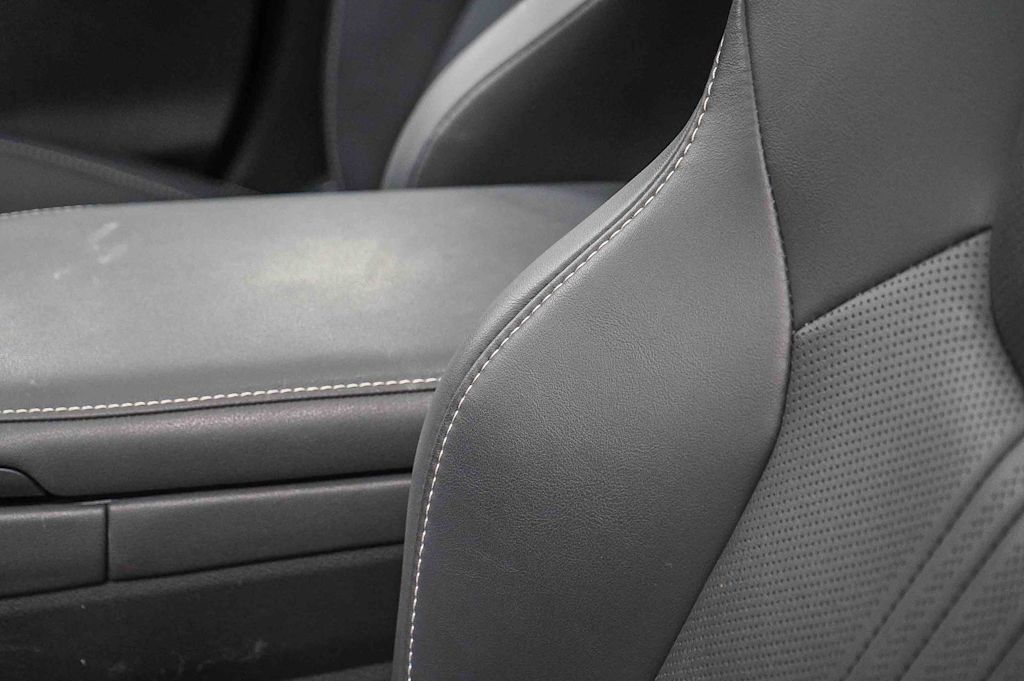 Thumbnail: 2025 Lexus ES - 24