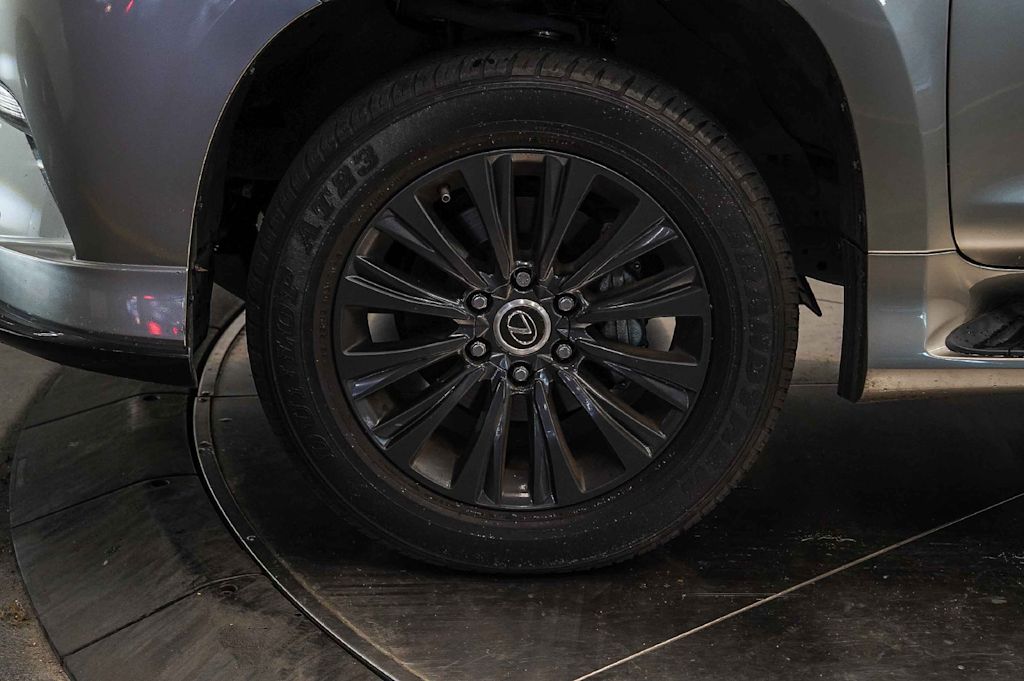 Thumbnail: 2023 Lexus GX - 7