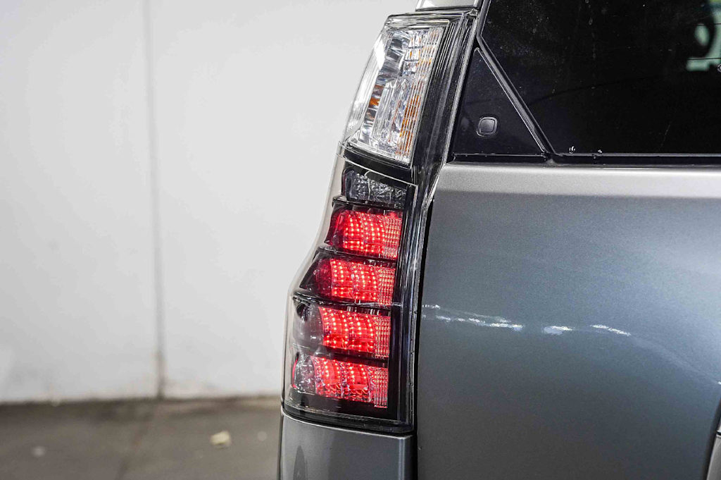 Thumbnail: 2023 Lexus GX - 22