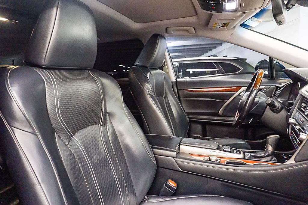 Thumbnail: 2018 Lexus RX - 9