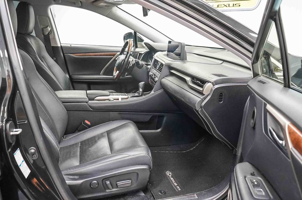 Thumbnail: 2021 Lexus RX - 10