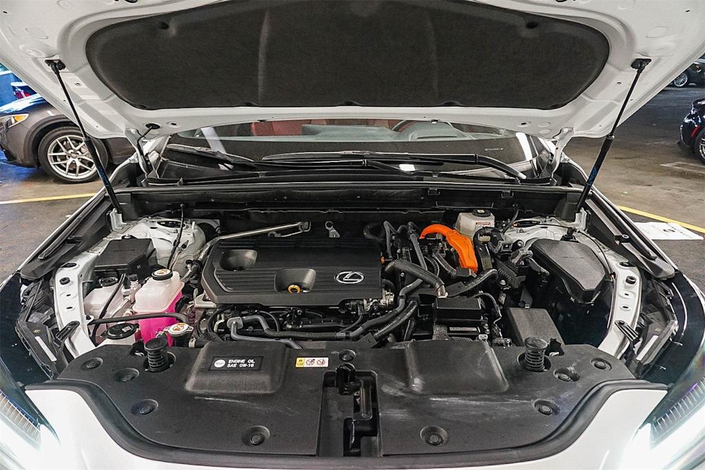 Thumbnail: 2024 Lexus ES - 8