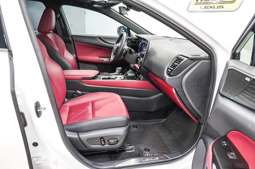 Thumbnail: 2025 Lexus ES - 9