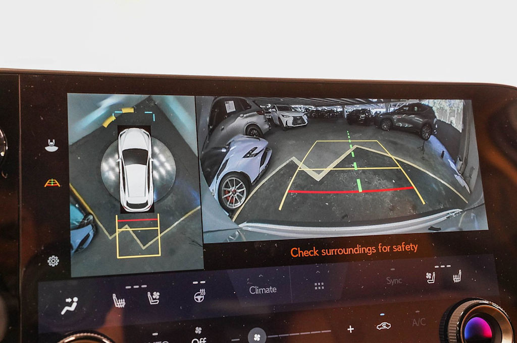 Thumbnail: 2024 Lexus ES - 28