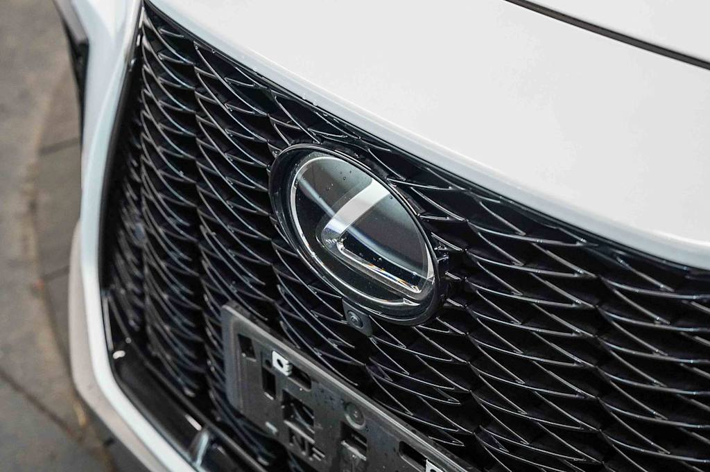 Thumbnail: 2024 Lexus ES - 5