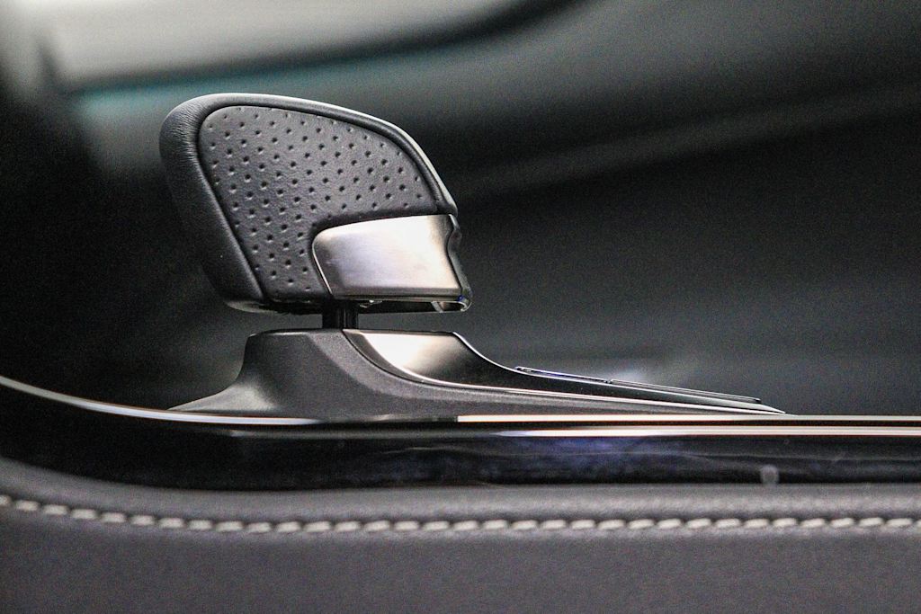 Thumbnail: 2026 Lexus ES - 13