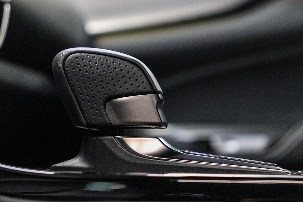 Thumbnail: 2026 Lexus ES - 12