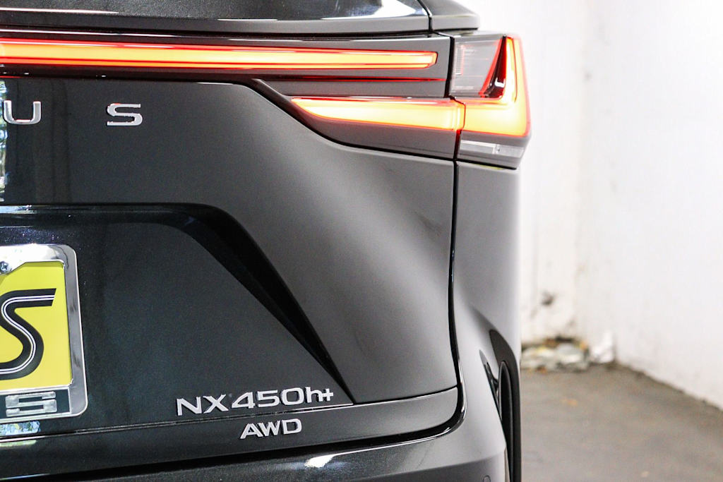 Thumbnail: 2026 Lexus ES - 8