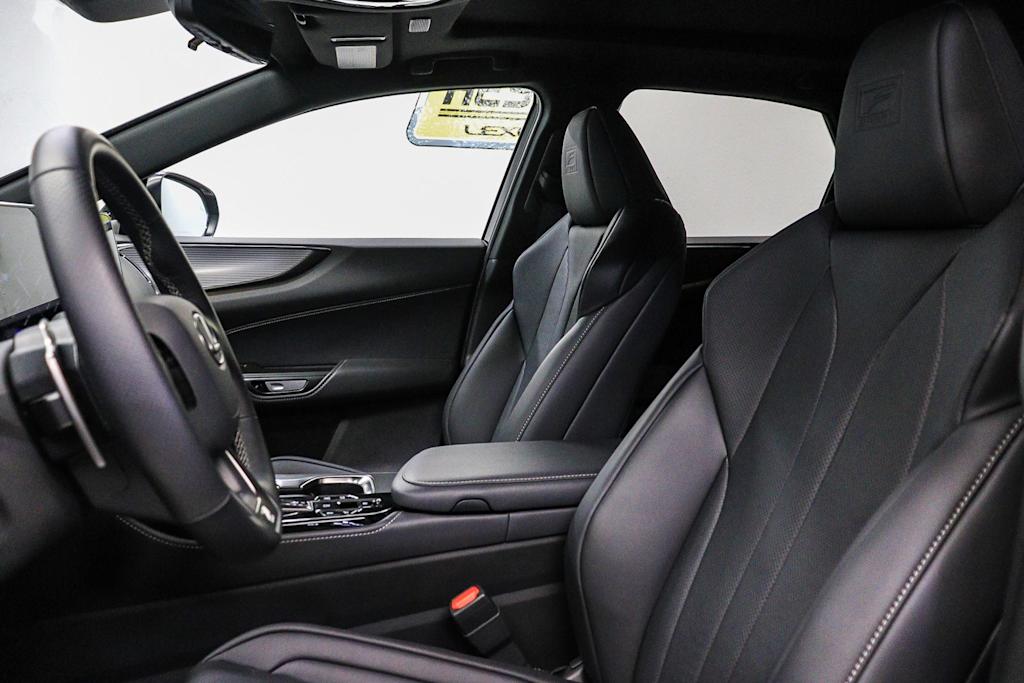Thumbnail: 2026 Lexus ES - 25
