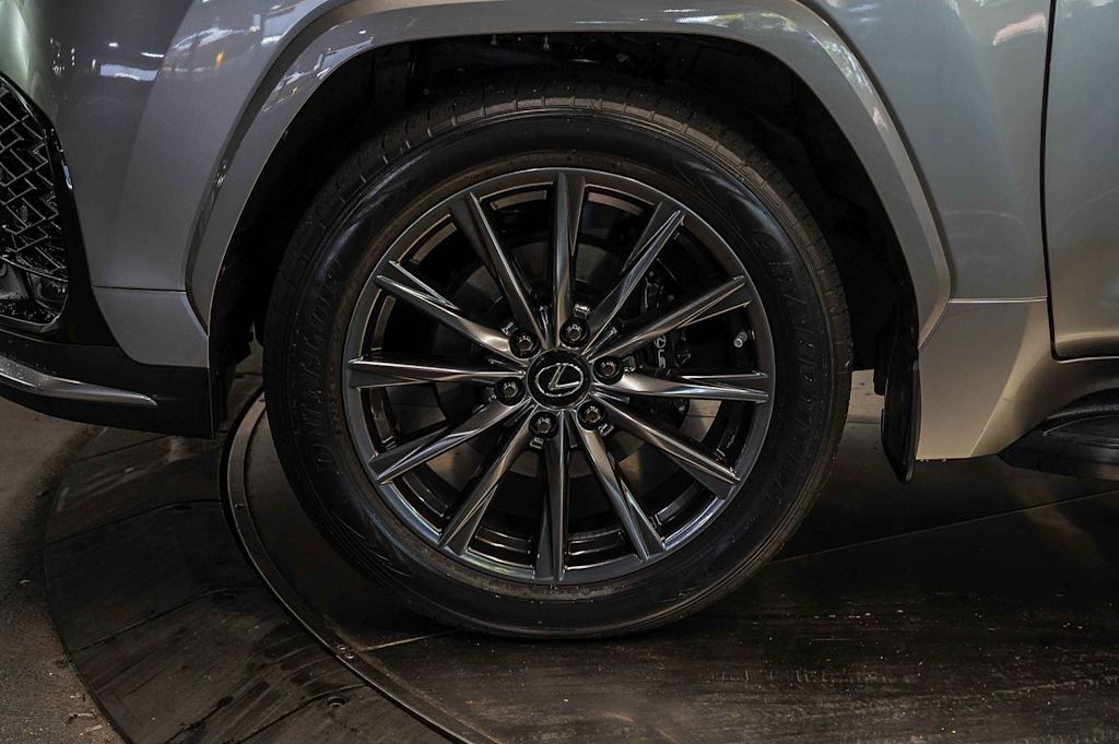 Thumbnail: 2023 Lexus LX - 7