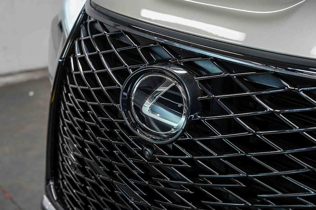 Thumbnail: 2023 Lexus LX - 6