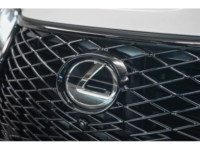 Thumbnail: 2022 Lexus LX - 6
