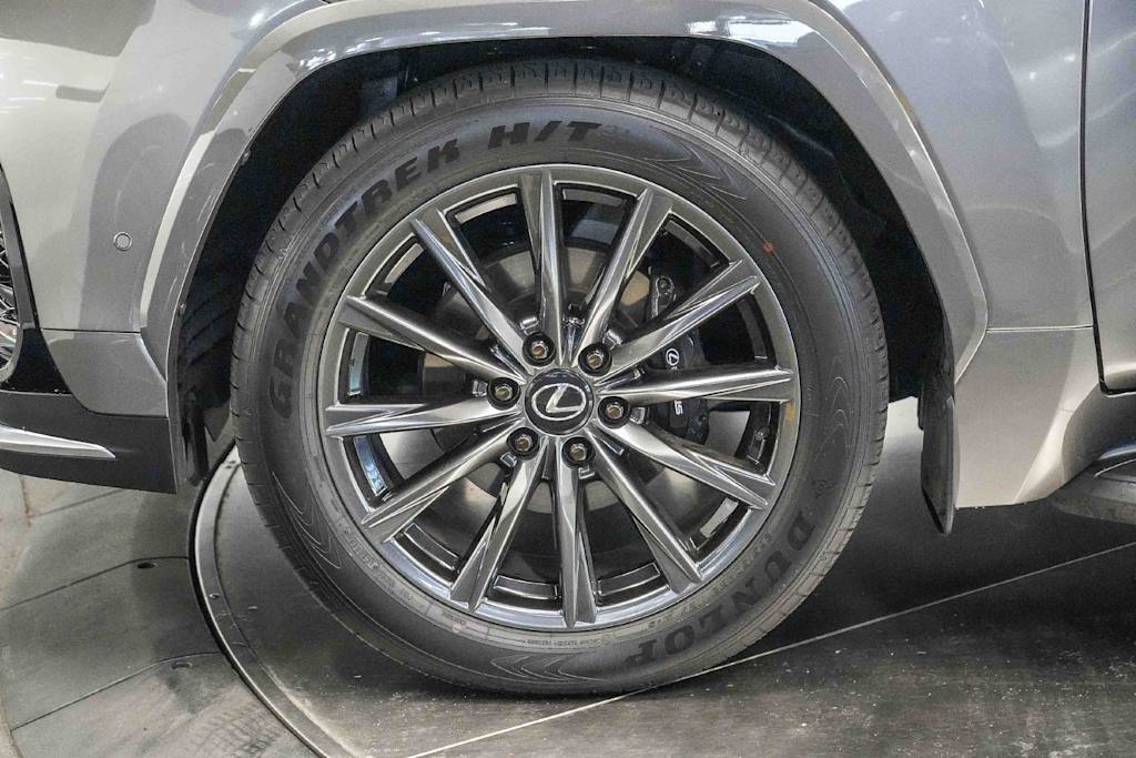 Thumbnail: 2026 Lexus ES - 7