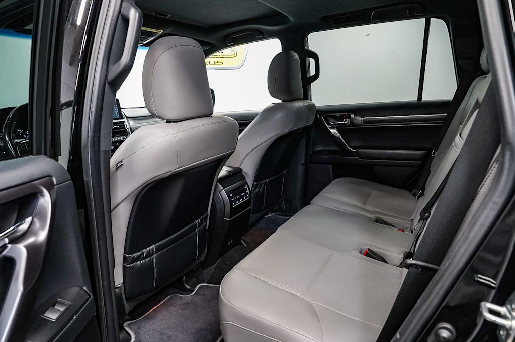 Thumbnail: 2023 Lexus GX - 11