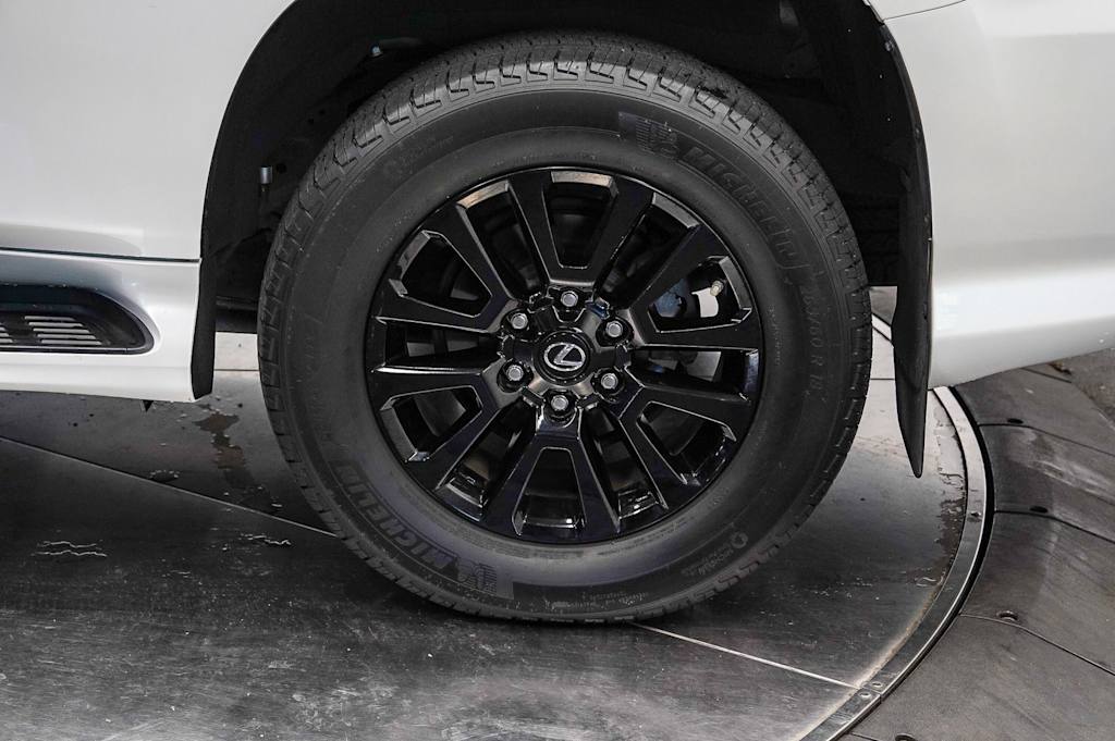 Thumbnail: 2023 Lexus GX - 22