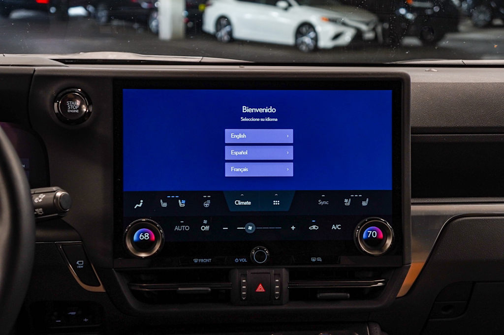 2024 Lexus ES  12