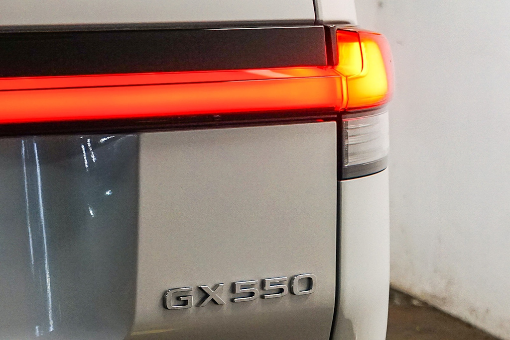 Thumbnail: 2025 Lexus ES - 6