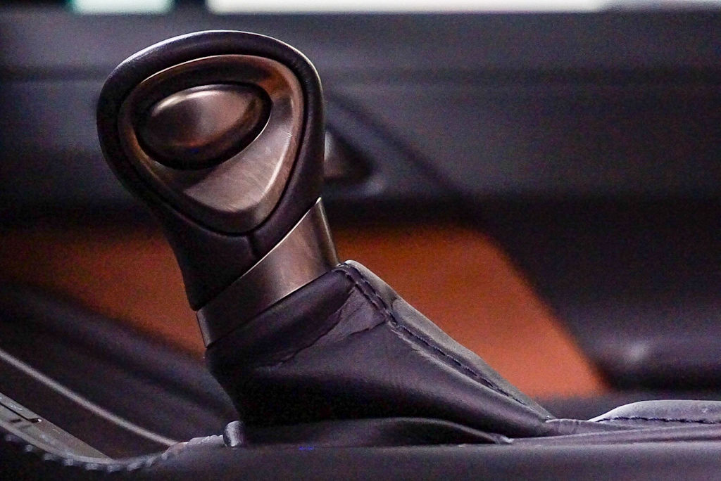 Thumbnail: 2025 Lexus ES - 13