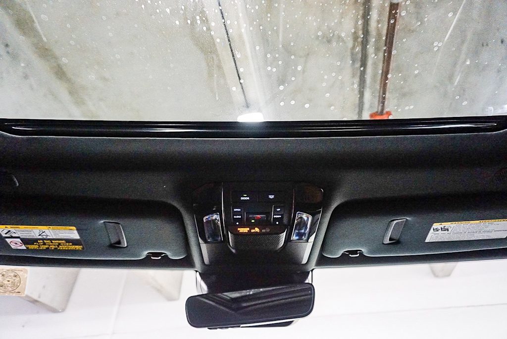 Thumbnail: 2025 Lexus ES - 23