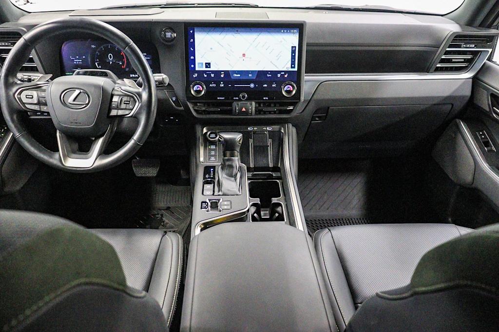 Thumbnail: 2024 Lexus ES - 2