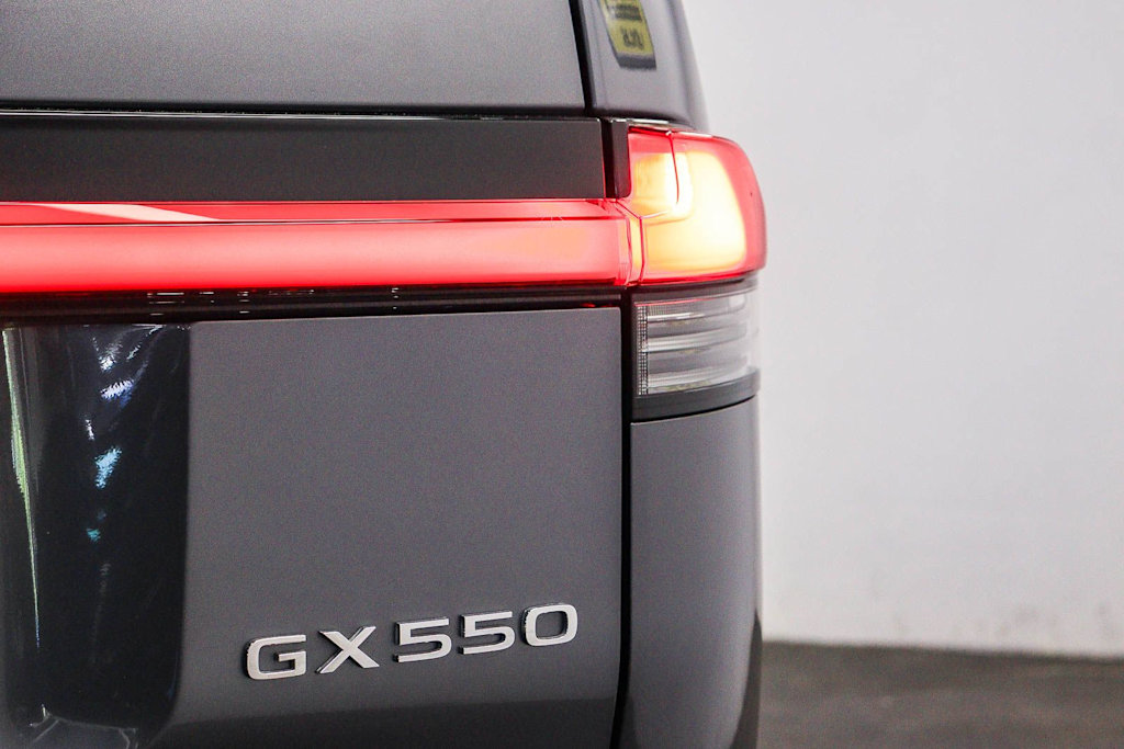 Thumbnail: 2024 Lexus ES - 24