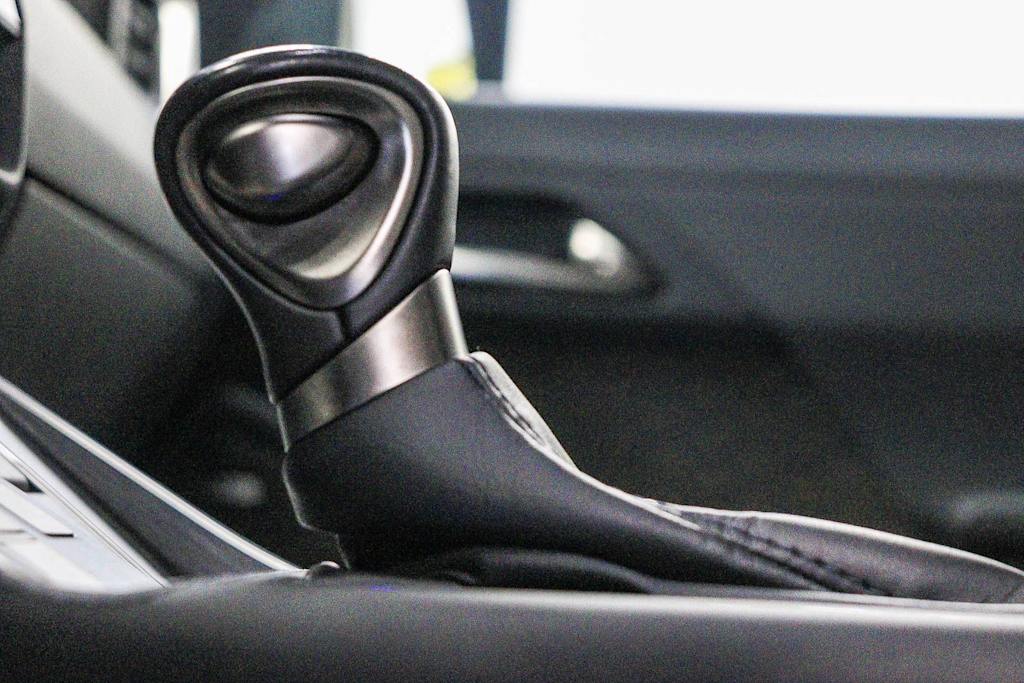 Thumbnail: 2024 Lexus ES - 12