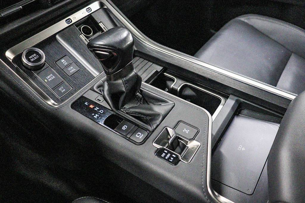 Thumbnail: 2024 Lexus ES - 14