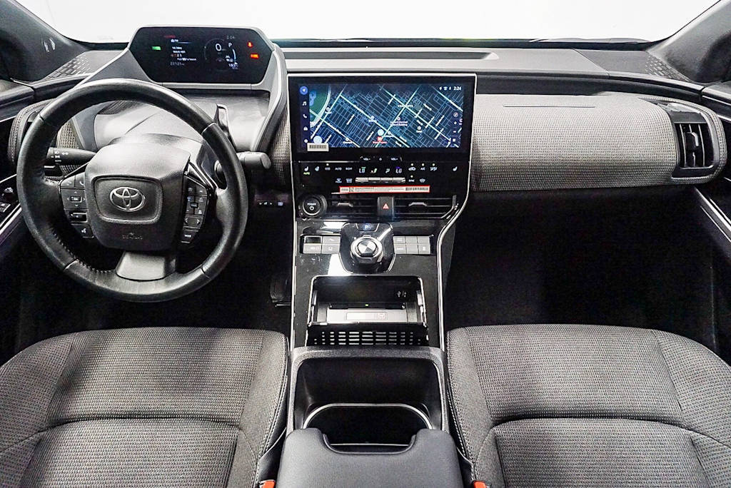 Thumbnail: 2024 Toyota bZ4X - 8