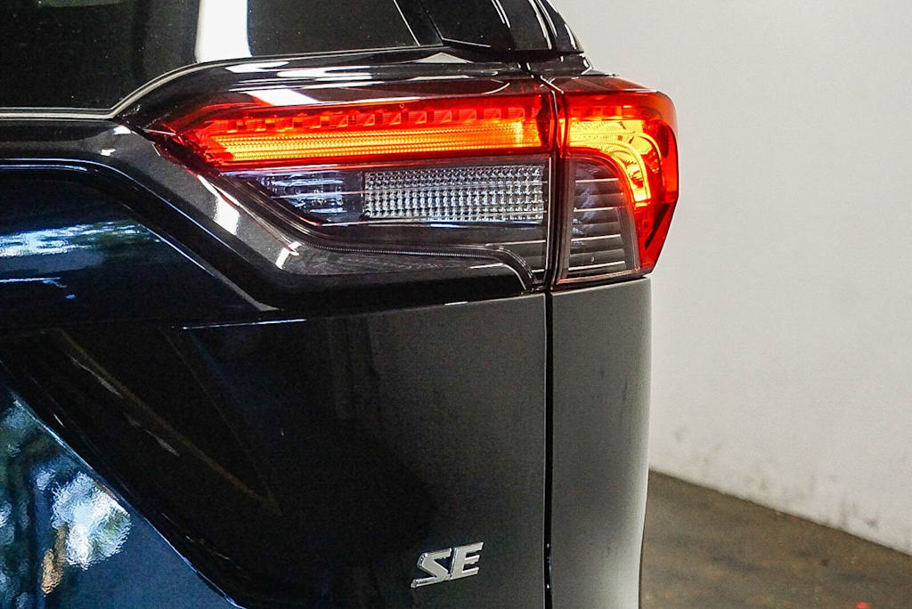 Thumbnail: 2024 Toyota RAV4 - 23