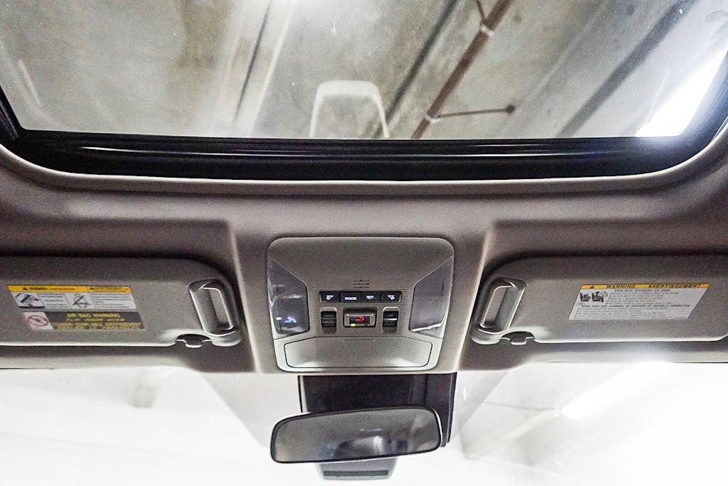 Thumbnail: 2024 Toyota RAV4 - 25