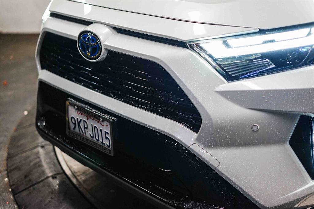 Thumbnail: 2024 Toyota RAV4 - 21