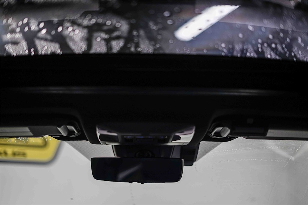 Thumbnail: 2024 Toyota RAV4 - 23