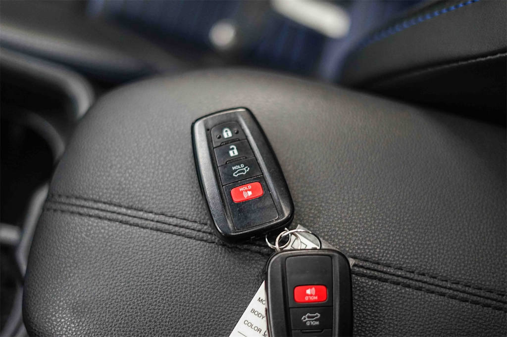 Thumbnail: 2024 Toyota RAV4 - 16