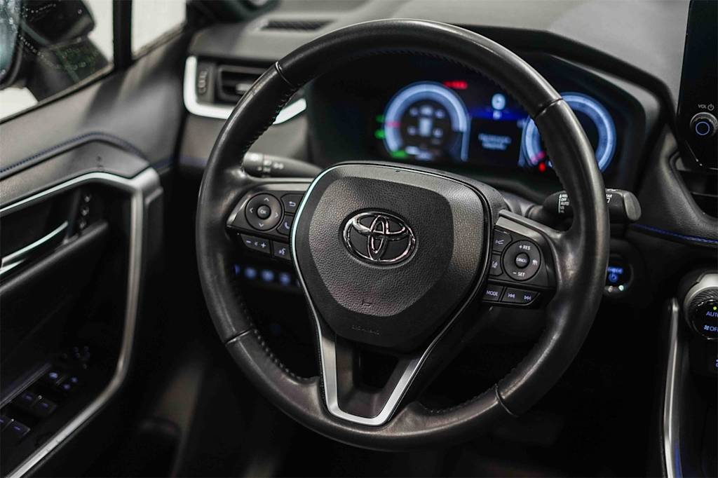 Thumbnail: 2024 Toyota RAV4 - 12