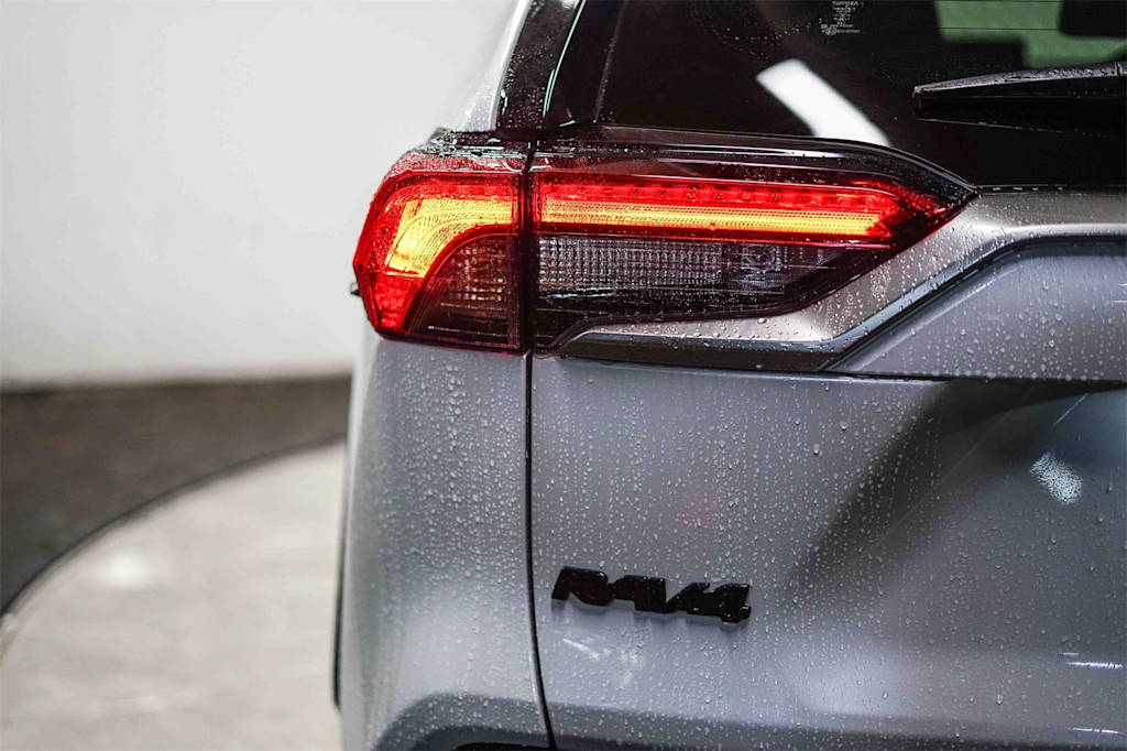 Thumbnail: 2024 Toyota RAV4 - 22
