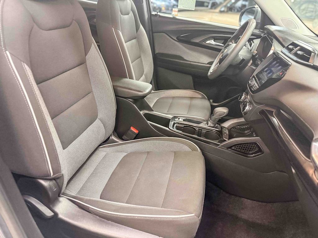 Thumbnail: 2021 Chevrolet TrailBlazer - 10