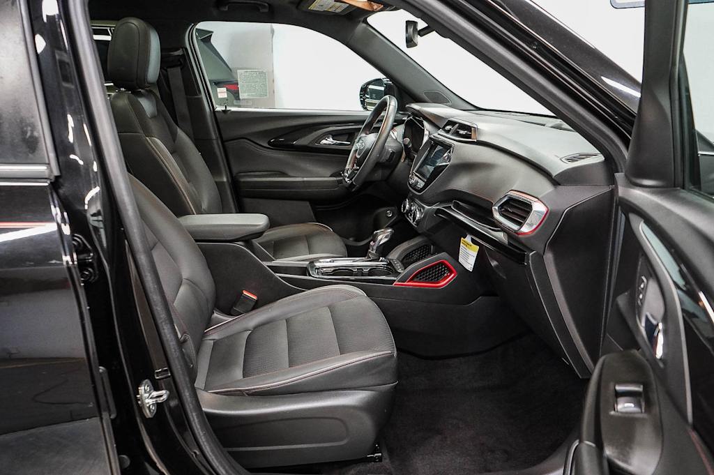 Thumbnail: 2021 Chevrolet TrailBlazer - 9
