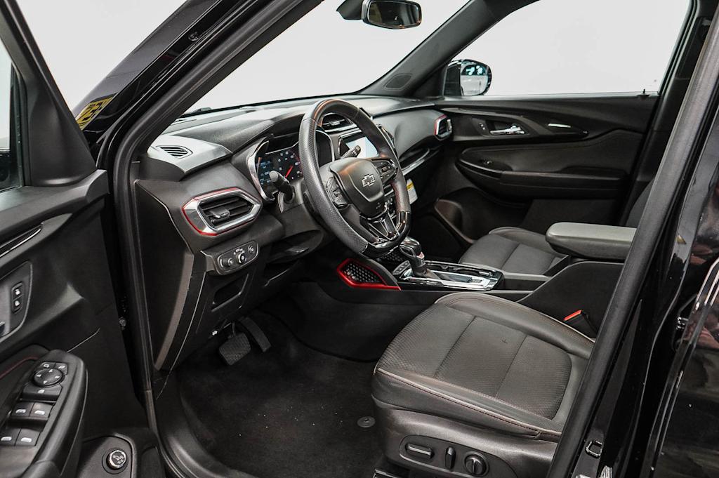 Thumbnail: 2021 Chevrolet TrailBlazer - 10
