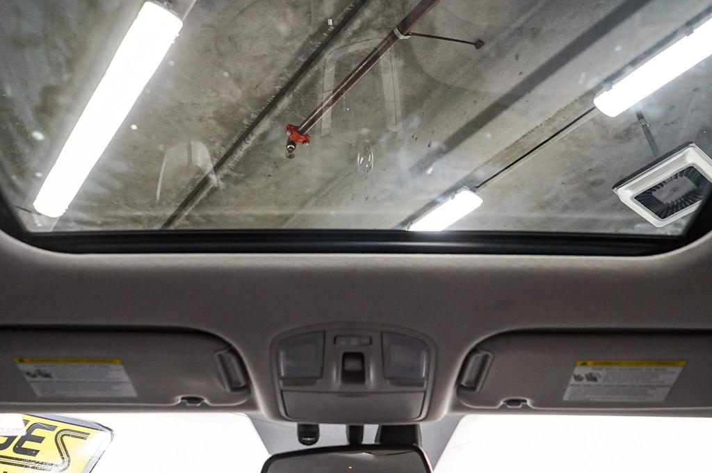 Thumbnail: 2020 Hyundai Elantra - 24