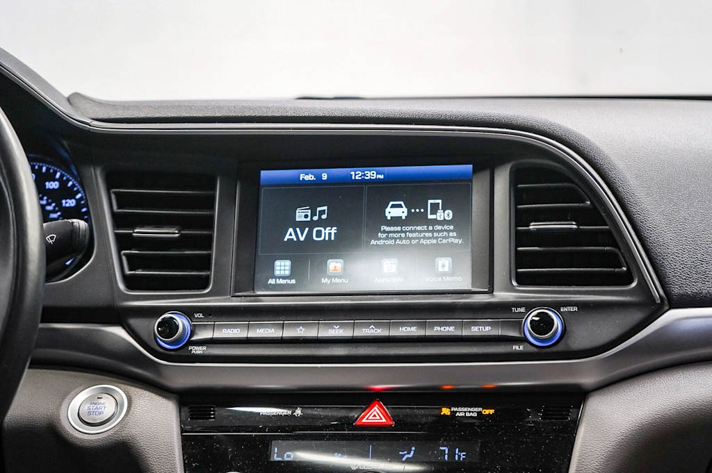 Thumbnail: 2020 Hyundai Elantra - 15