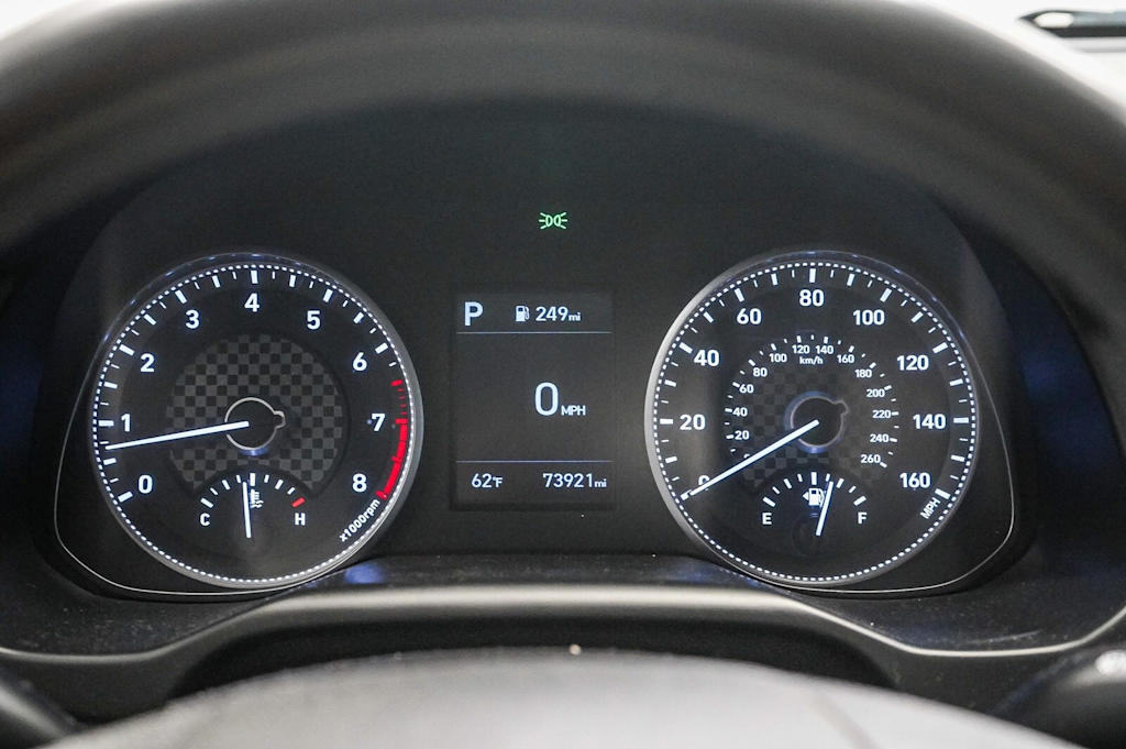 Thumbnail: 2020 Hyundai Elantra - 17