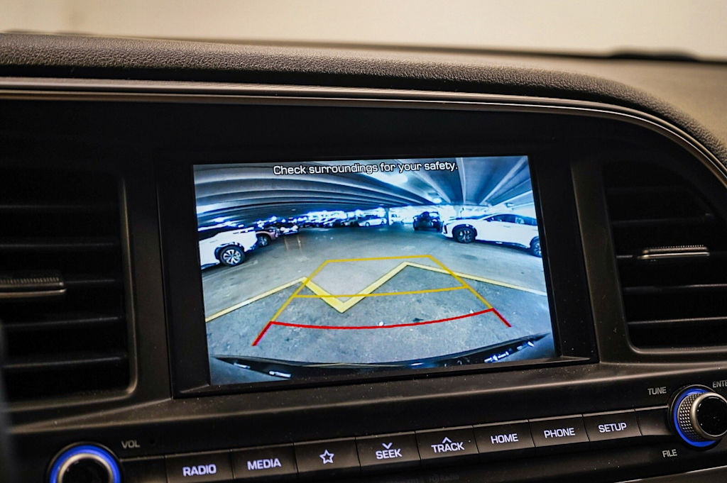 Thumbnail: 2020 Hyundai Elantra - 28