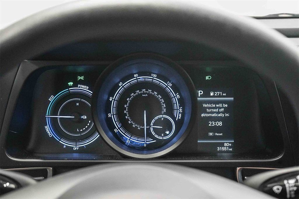 Thumbnail: 2023 Hyundai Elantra - 17