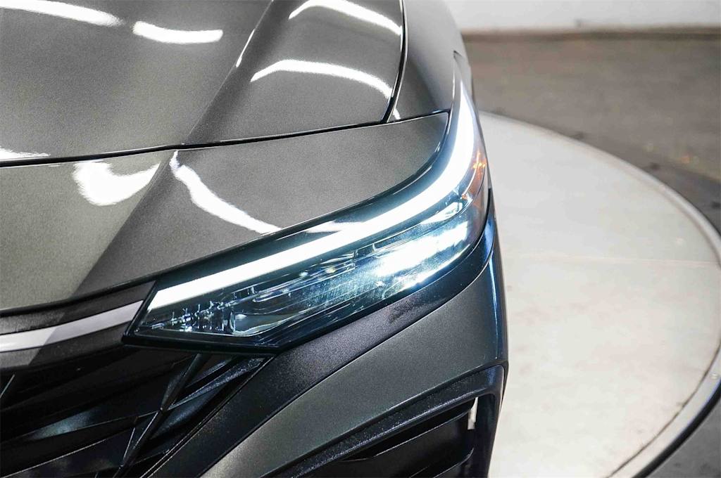 Thumbnail: 2024 Hyundai Elantra - 20