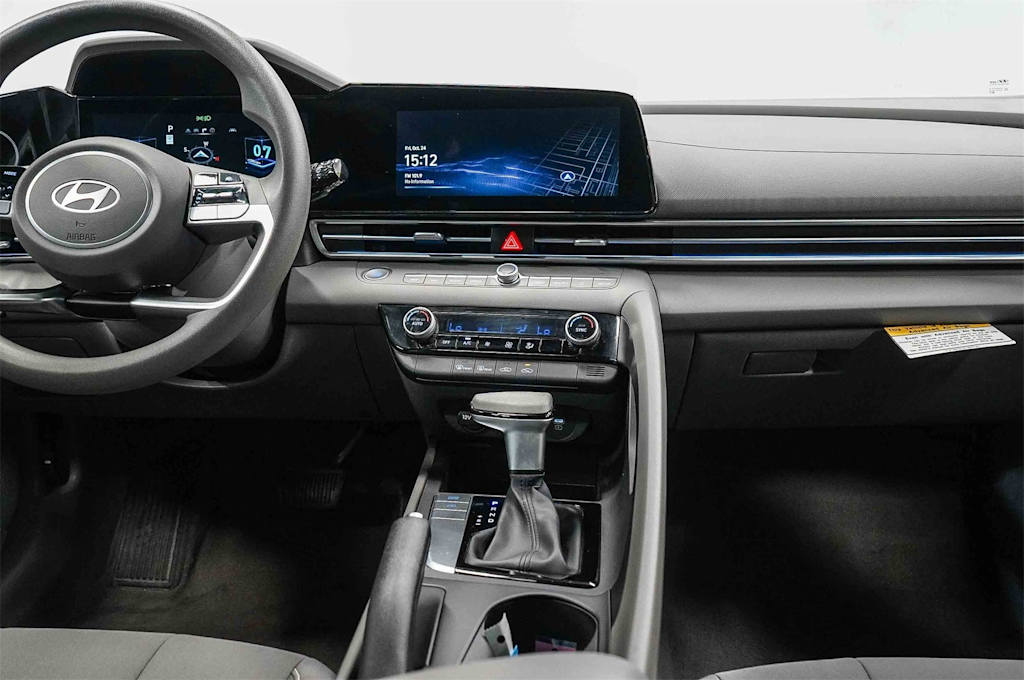 Thumbnail: 2024 Hyundai Elantra - 8