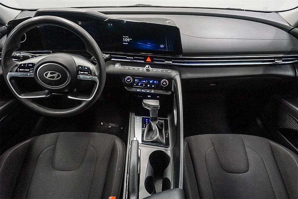 Thumbnail: 2024 Hyundai Elantra - 8