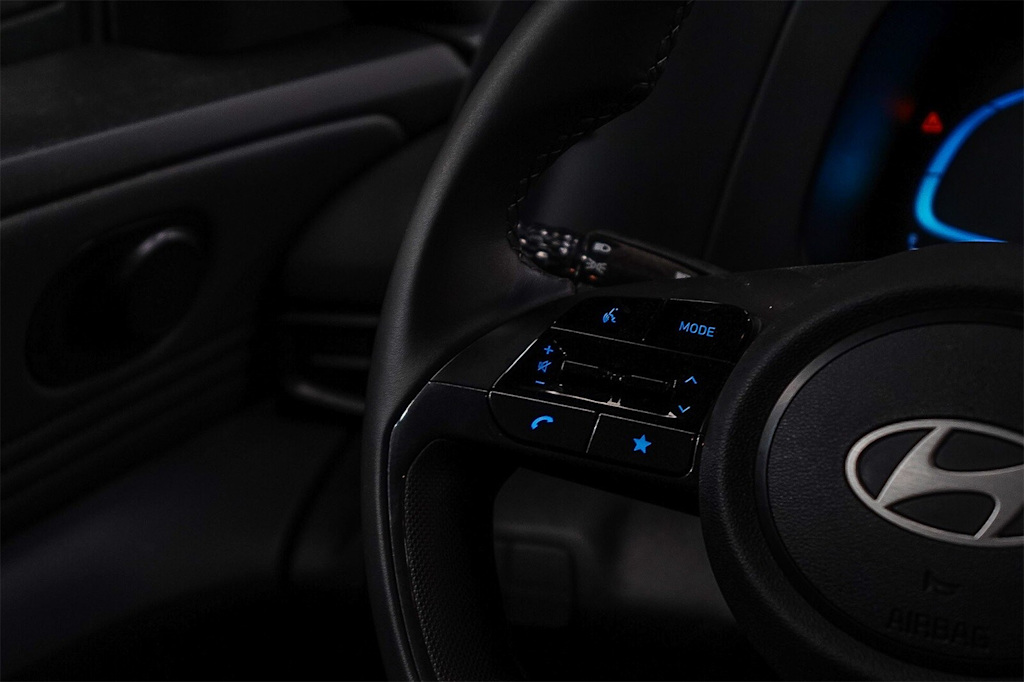 Thumbnail: 2025 Hyundai Elantra - 23