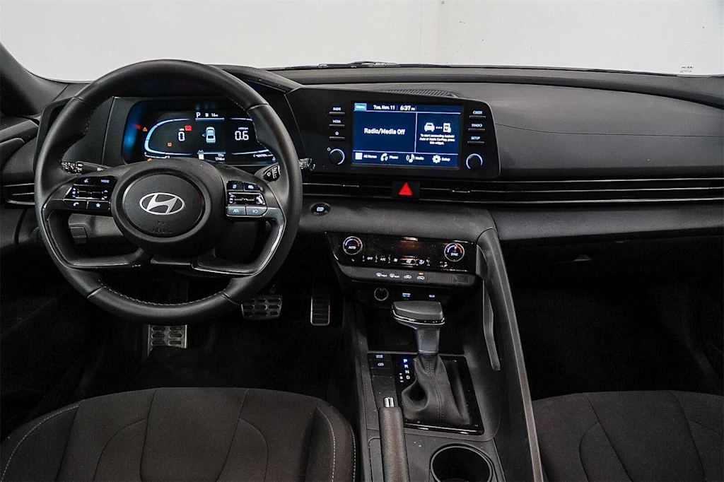 Thumbnail: 2025 Hyundai Elantra - 2