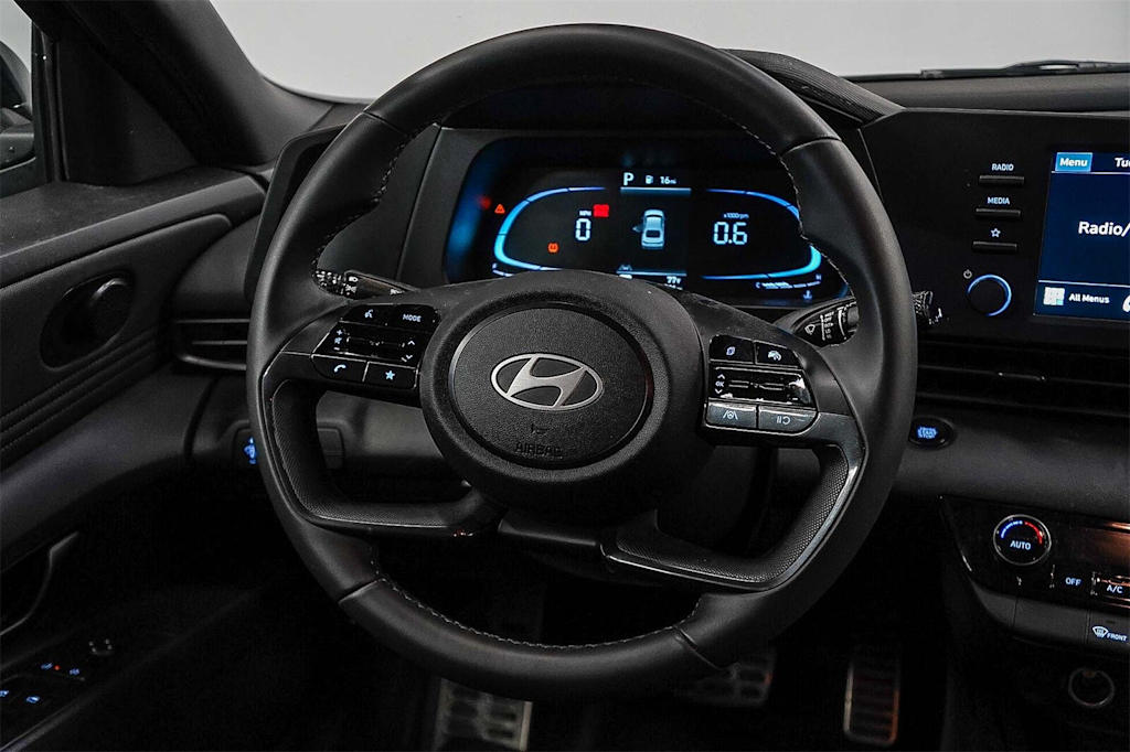 Thumbnail: 2025 Hyundai Elantra - 9